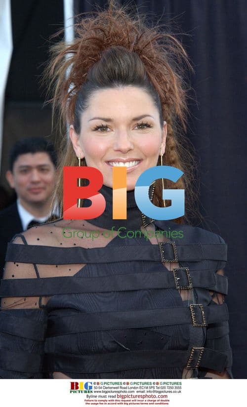Shania Twain Arrives at 2003 AMAs