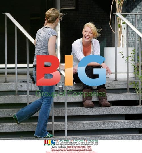Katherine Heigl takes break for smoke and Diet Coke