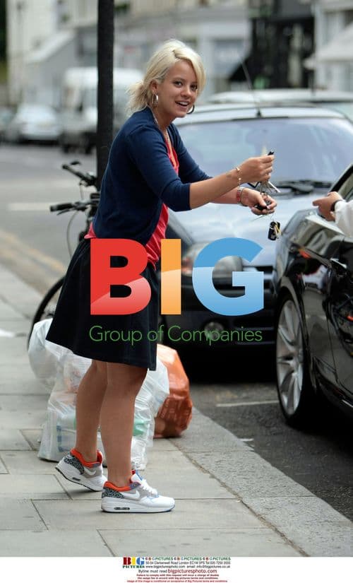 Lily Allen and Ed Simons Seen Leaving Lunch