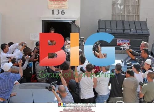 Britney Spears at Lisa Kline store