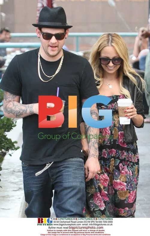 Nicole Richie & Joe Madden Get Coffee