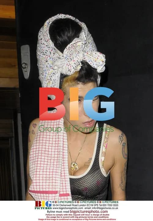 Amy Winehouse's Late Night Spring Cleaning