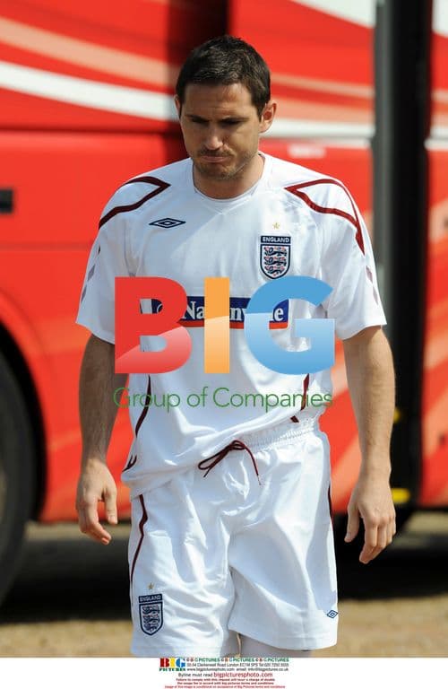 Frank Lampard defeats at England training