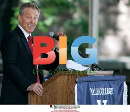 Tony Blair Addresses Yale Graduates