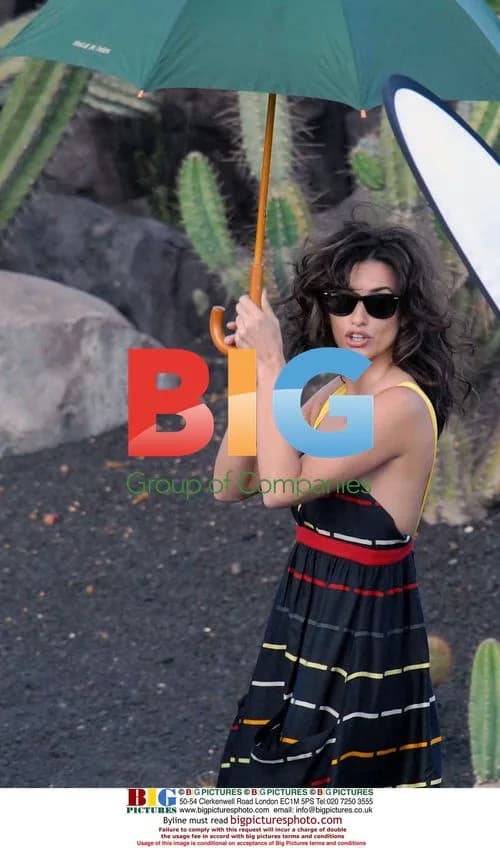 Penelope Cruz rehearsing for Almodovar film