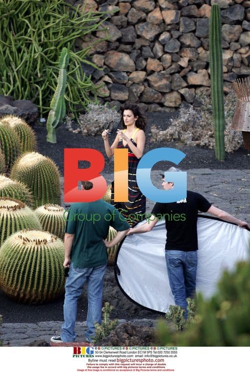 Penelope Cruz on Almodovar film set