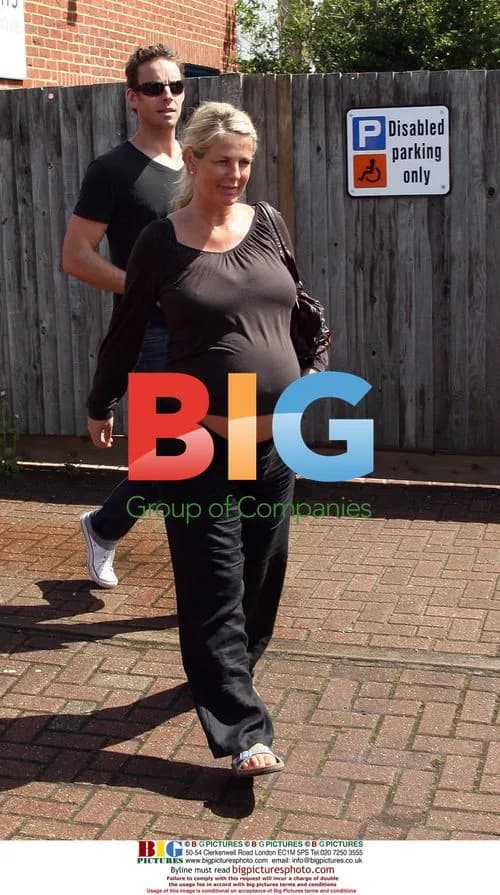 Ulrika Jonsson Visits Medical Centre