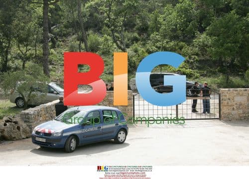 Trucks Arrive at Angelina Jolie and Brad Pitt's Rental