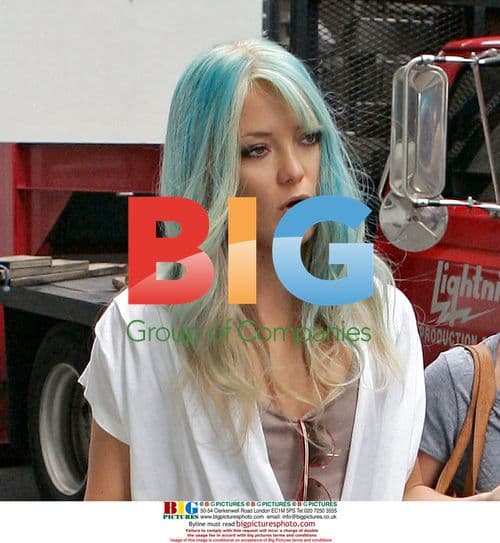 Kate Hudson on Bride Wars set