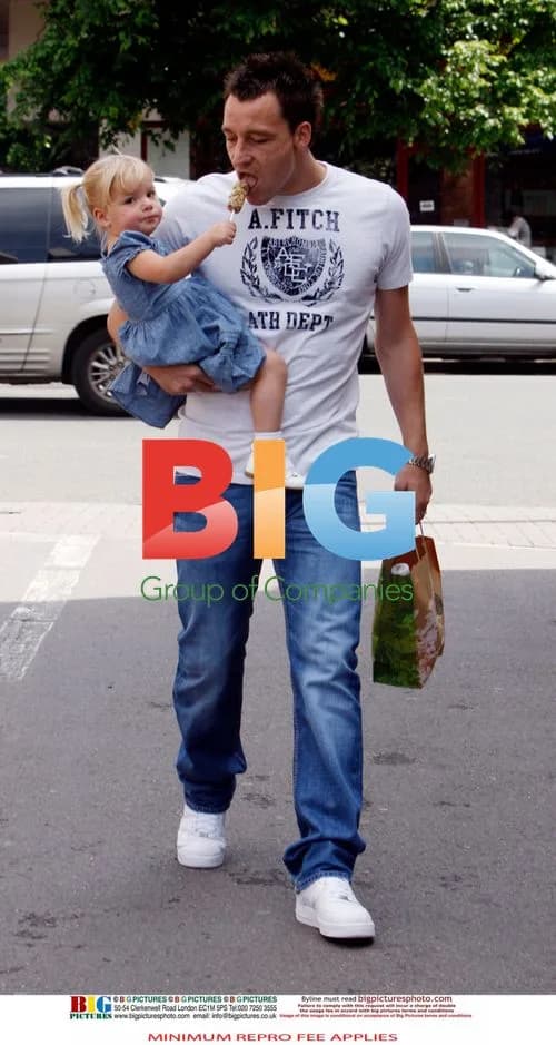 John Terry Shops with Family