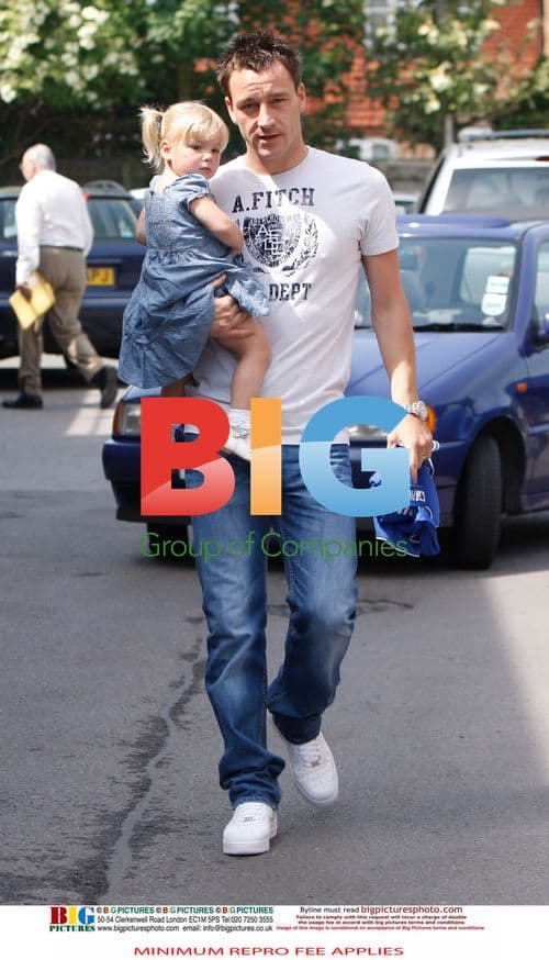 John Terry Shops with Family