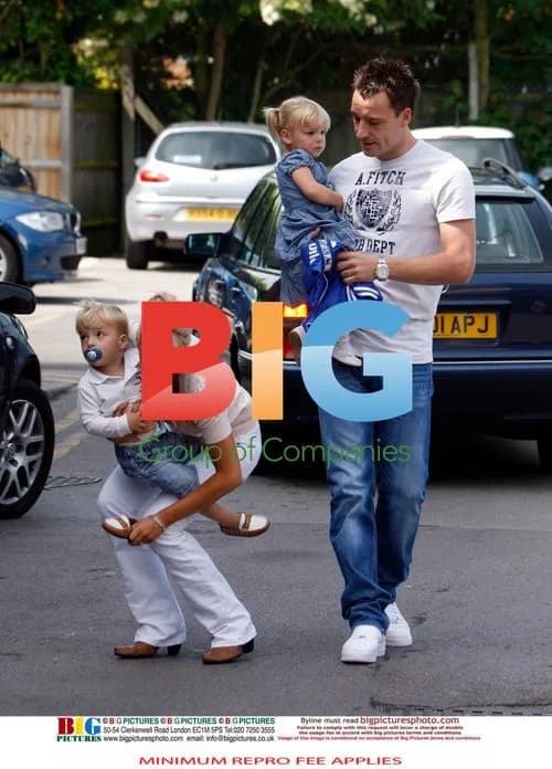 John Terry Shops with Family