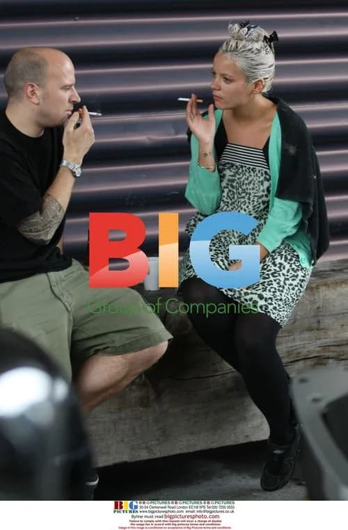 Lily Allen goes shopping in London