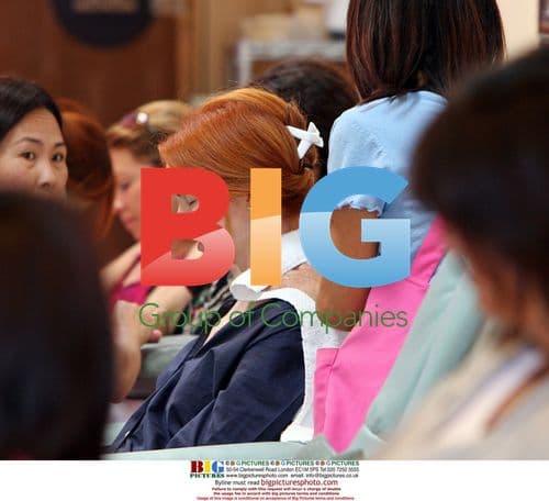 Marcia Cross Gets Pedicure