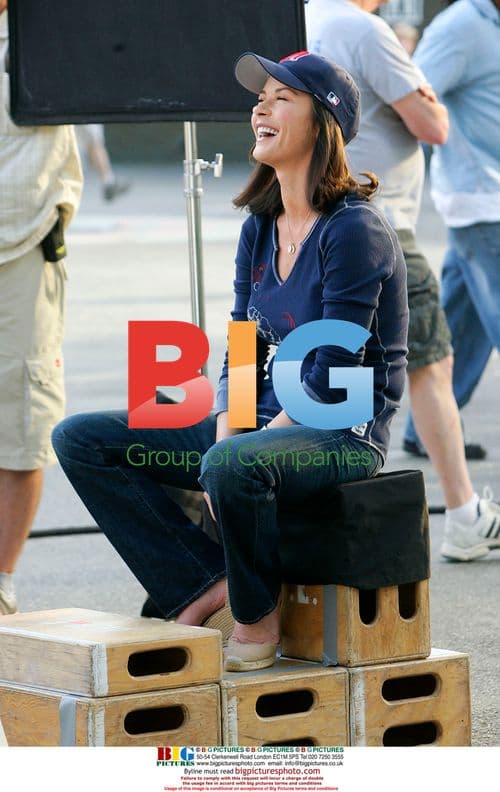 Catherine Zeta-Jones cheers co-star on set