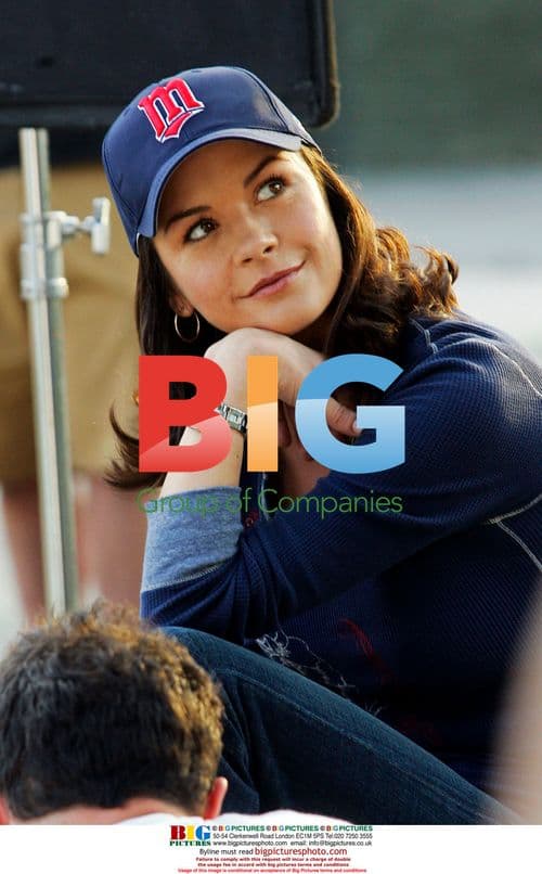 Catherine Zeta-Jones on set of "The Rebound"