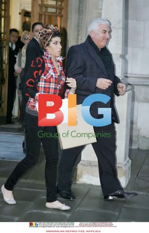 Amy Winehouse Looking Happy and Healthy in London