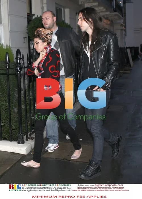 Amy Winehouse Leaving London Clinic
