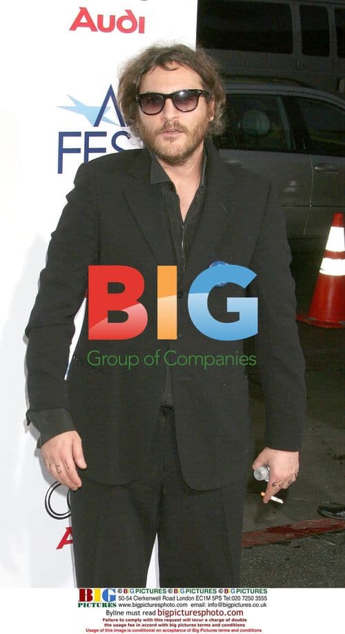 Joaquin Phoenix at 'Che' premiere in LA