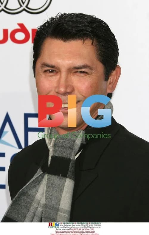 LOU DIAMOND PHILLIPS at 'Che' LA Premiere