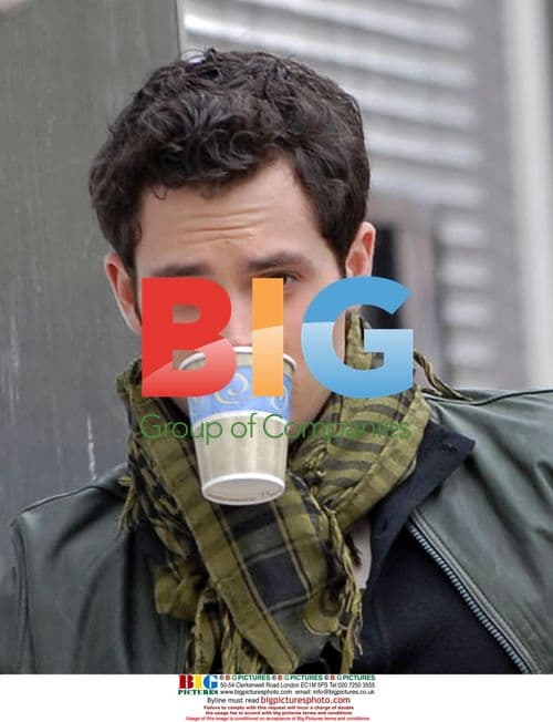 Gossip Girl cast at Green-Wood Cemetery