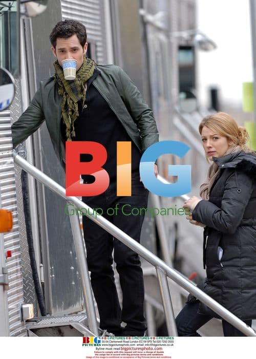 Gossip Girl Cast at Green-Wood Cemetery