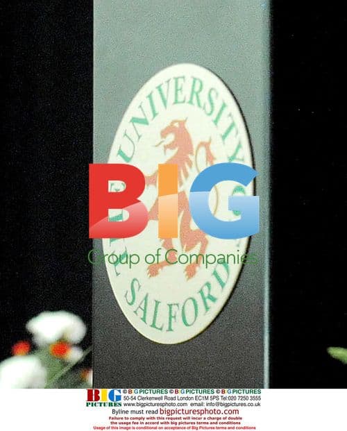 Johnny Marr Gives Lecture at University