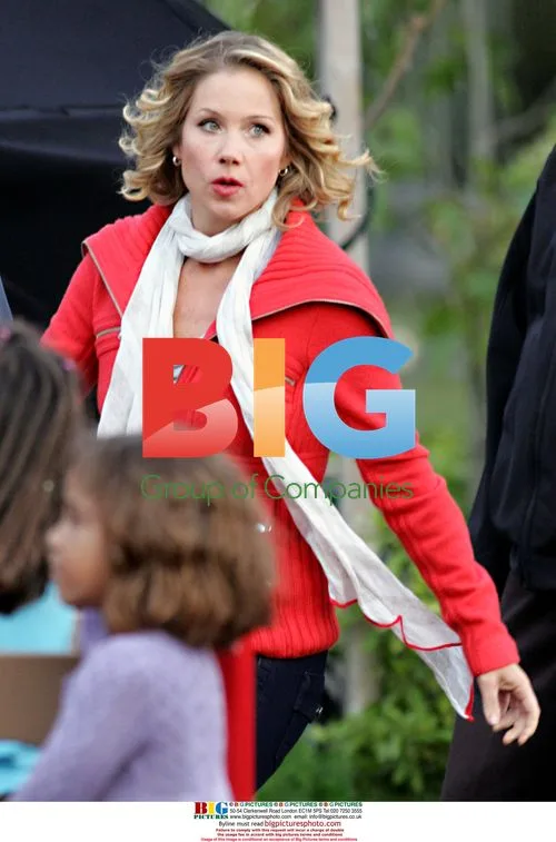 Christina Applegate on set of "Samantha Who?"