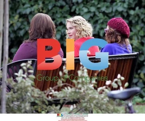 Christina Applegate on Samantha Who? set
