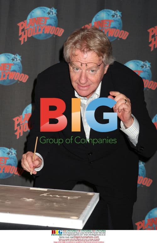 Jerry Springer Handprint Ceremony in NYC