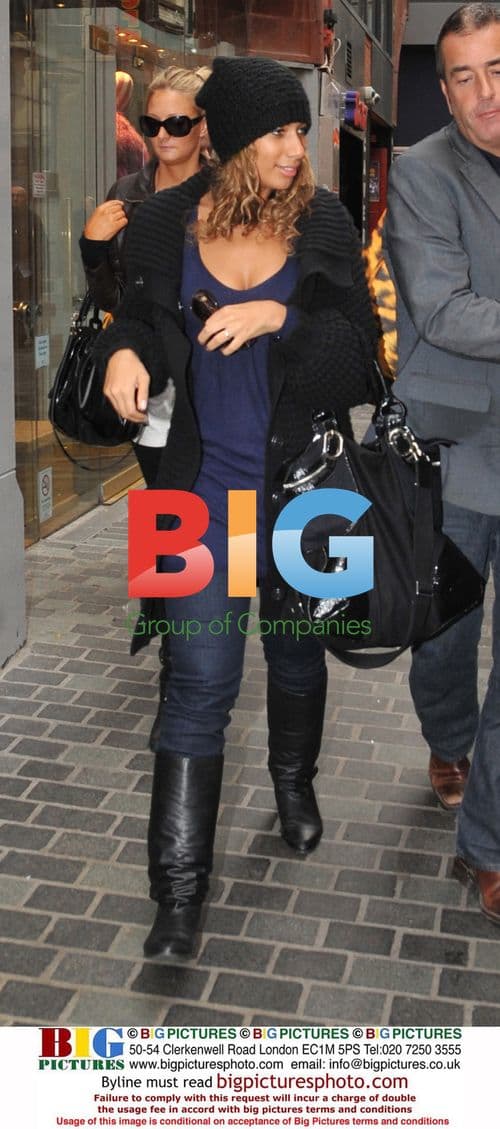 Leona Lewis Shopping in Liverpool