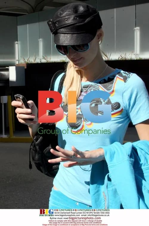 Paris Hilton Goes Shopping in Beverly Hills