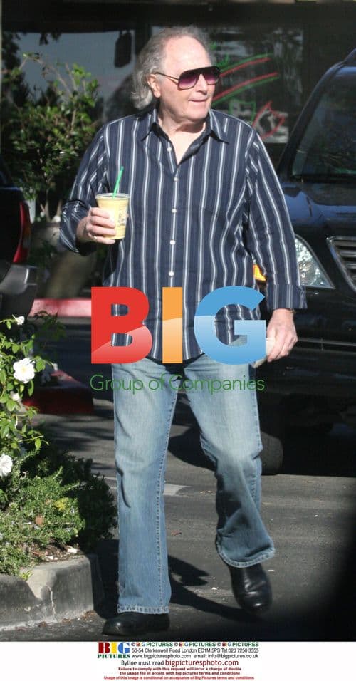Tobin Bell Leaves Starbucks with Smoothie