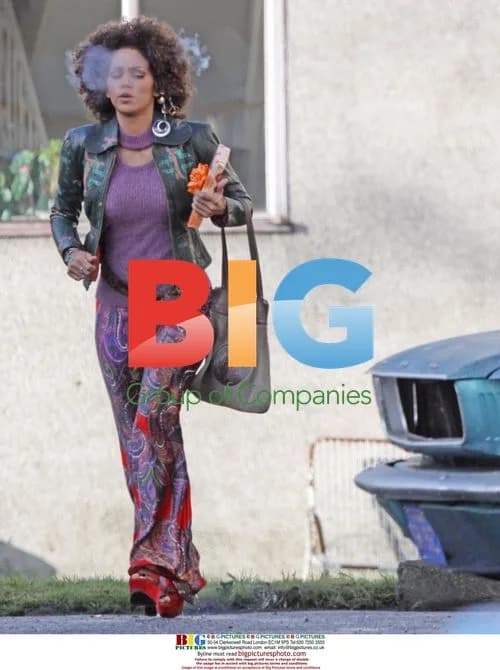 Halle Berry on set of "Frankie and Alice"