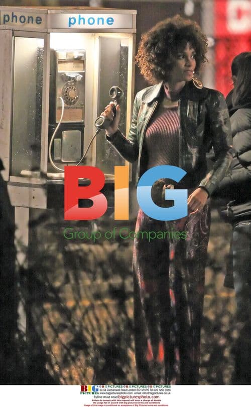 Halle Berry on set of "Frankie and Alice"