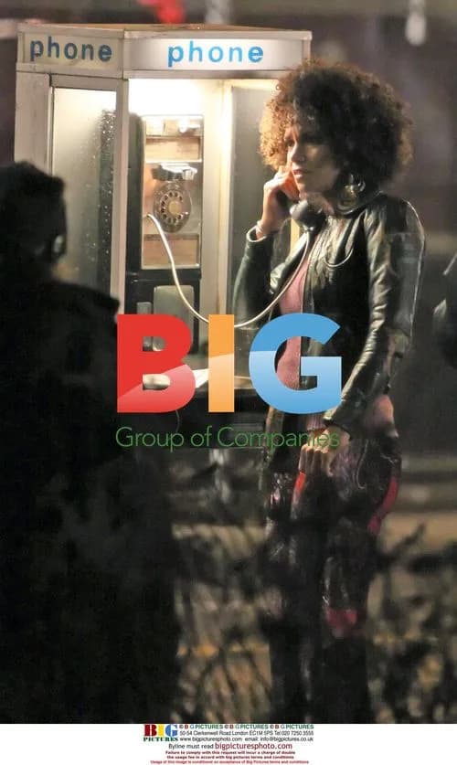 Halle Berry on set of 'Frankie and Alice'
