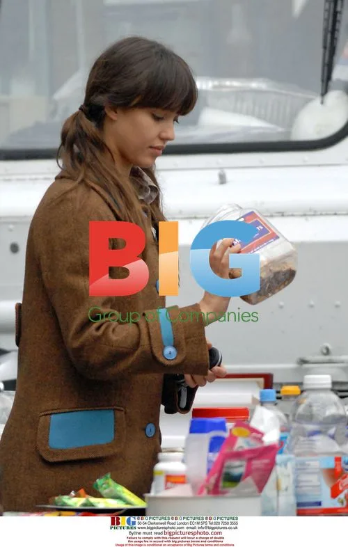 Jessica Alba on movie set in Brooklyn