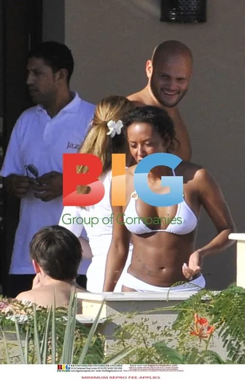 Mel B and Stephen Belafonte Relax in Egypt