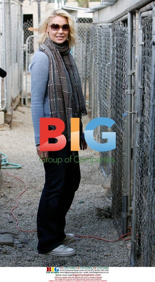 Katherine Heigl visits Villalobos Rescue Center