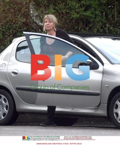 Fern Britton Out Shopping in London