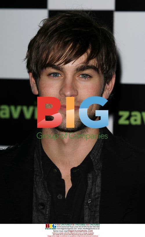 Chace Crawford at Gossip Girl DVD Signing