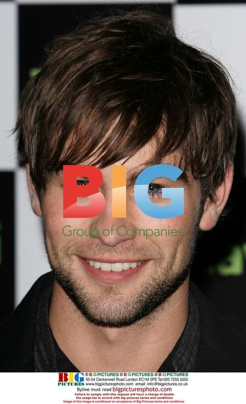 Chace Crawford at Gossip Girl DVD Signing