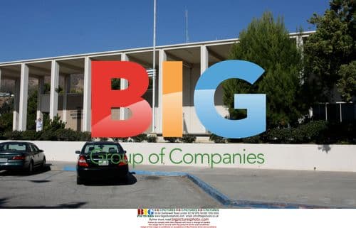 Ryan O'Neal and son at Malibu Courthouse