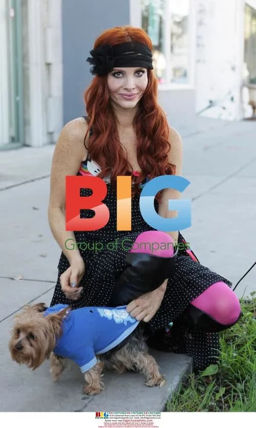 Phoebe Price and her Yorkie "Henry" have lunch