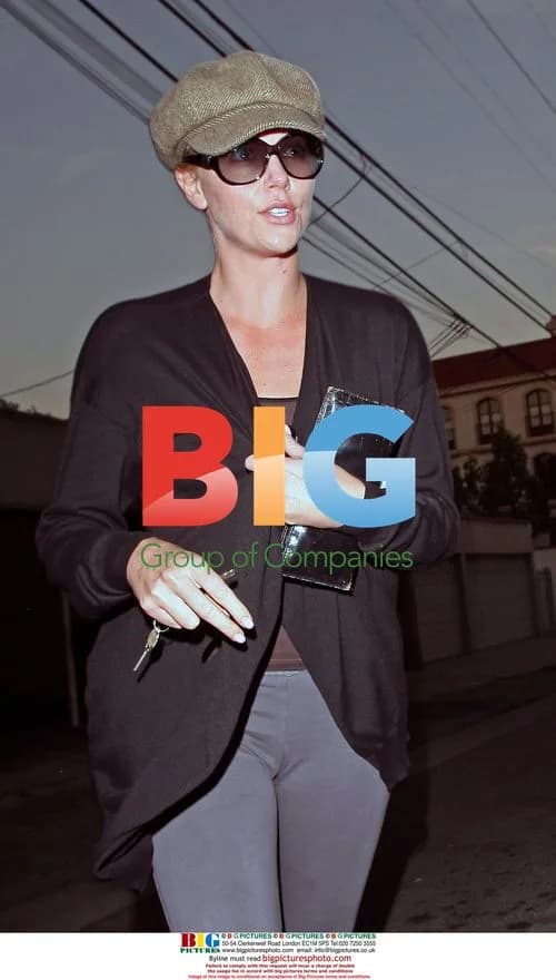 Charlize Theron leaves Chris McMillan salon