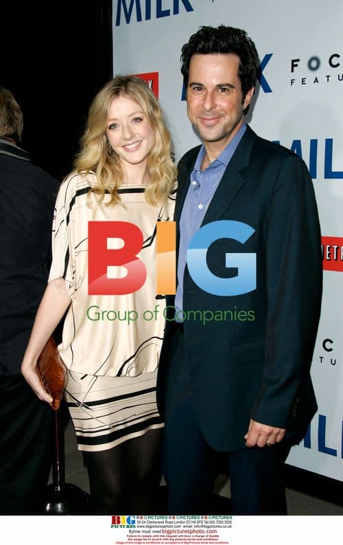 Jennifer Finnigan and Jonathan Silverman at 'Milk' premiere