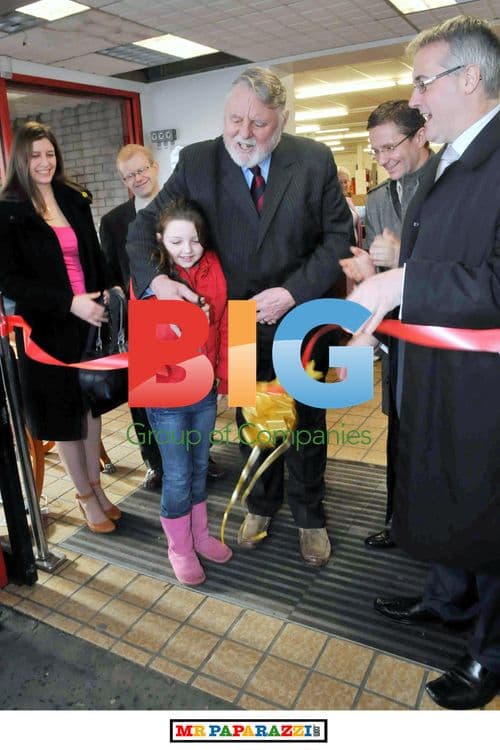 Terry Waite Opens Emmaus Glasgow Charity Store