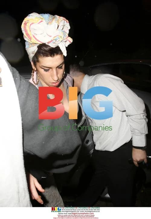 Amy Winehouse leaves home, may see Blake