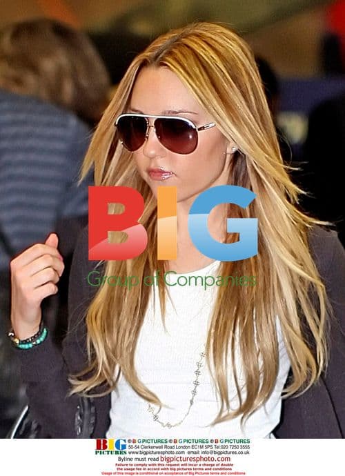 Amanda Bynes at Los Angeles Airport
