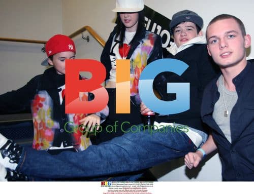 NO UNAUTHORISED ONLINE INTERNET USAGE